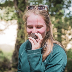 Truffle Hunting Tour from Florence with Winery Lunch, Wine Tasting & San Gimignano