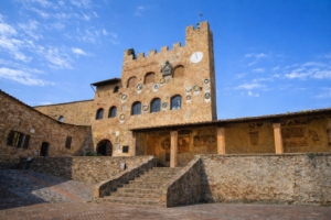 Day Tour from Florence: Medieval Tuscany & Chianti Wine Experience – Certaldo, San Gimignano & Volterra (Small Group)